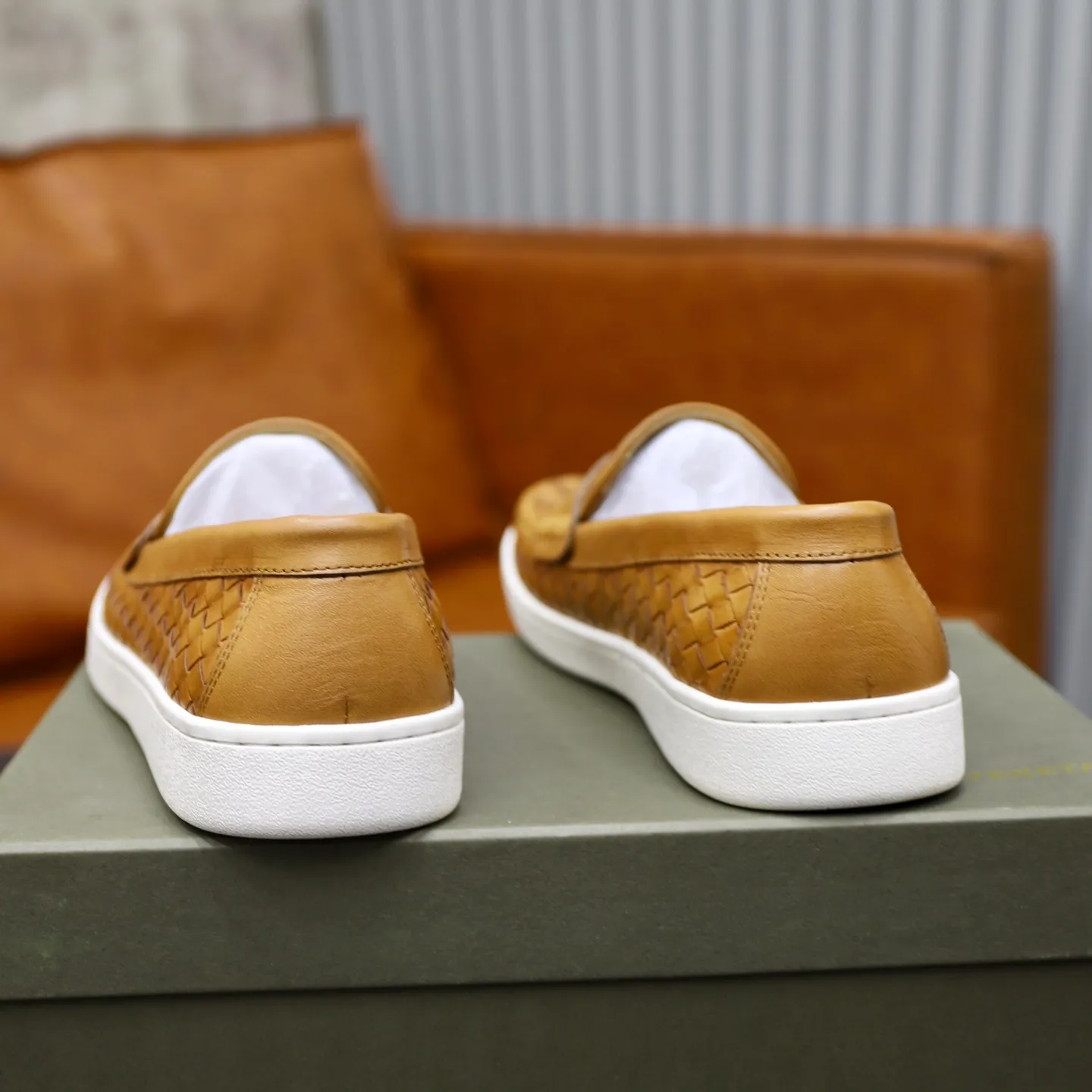 Men's shoes: 500💰BOTTEG* VENET* - high-end boutique Size: 38-44 (45 customized) BV new product, calfskin artificially woven classic style harmoniously blends with contemporary fashion temperament, rubber soles are light and flexible, water-dyed cowhide!